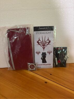 Dragonsteel Stormlight Lightweaver Merch Bundle Sealed